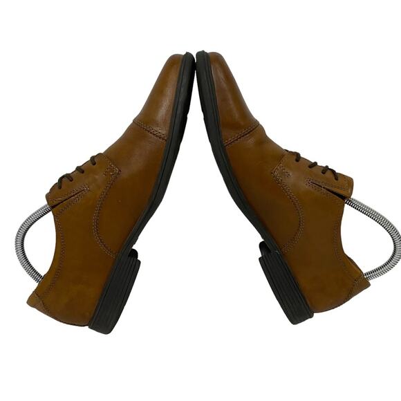 Clarks Tilden Brown Leather Lace Up Oxford Shoes Size 8 main image 4